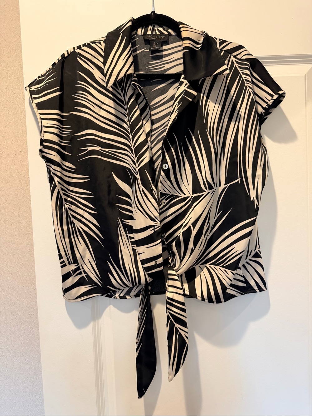 Rachel Zoe Black and Cream Palm-Print Tie-Front Button Down Shirt